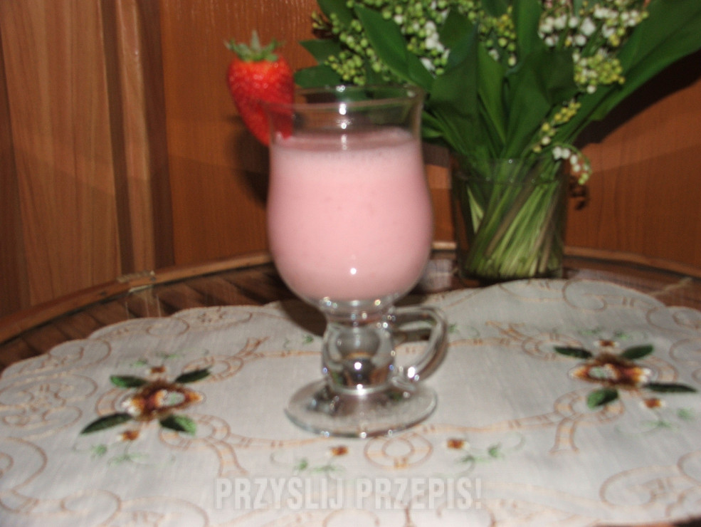 Jogurt truskawkowo-miętowy