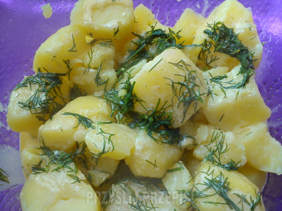 młode ziemniaki w śmietanie wg 2Milutki