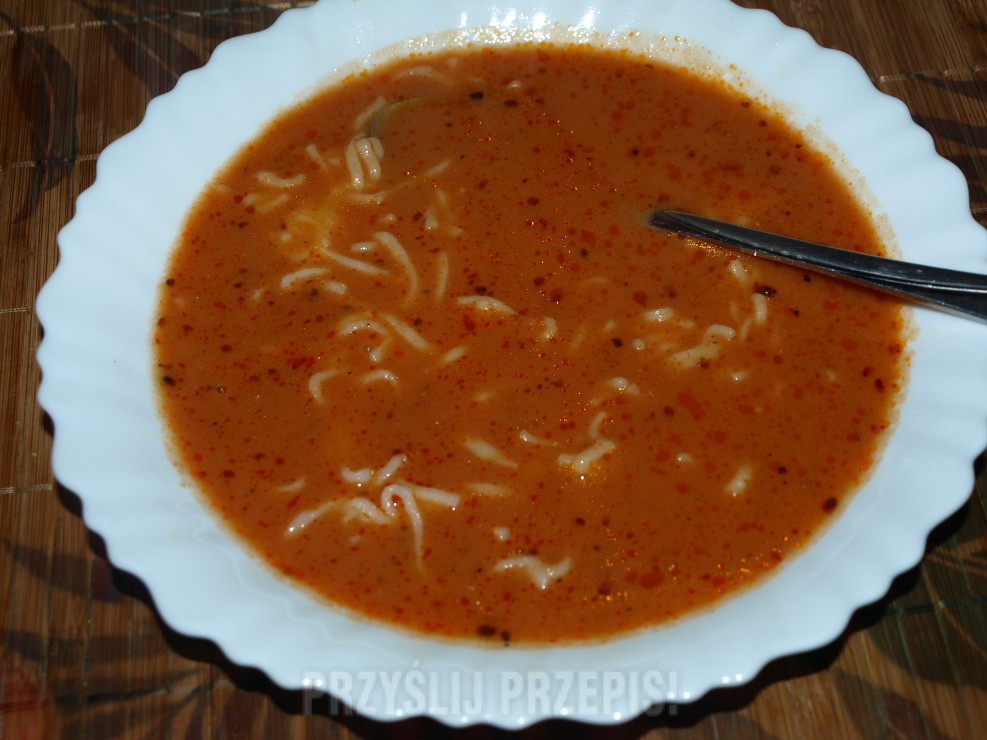 Zupa pomidorowa z makaronem wg.Teresa-kr