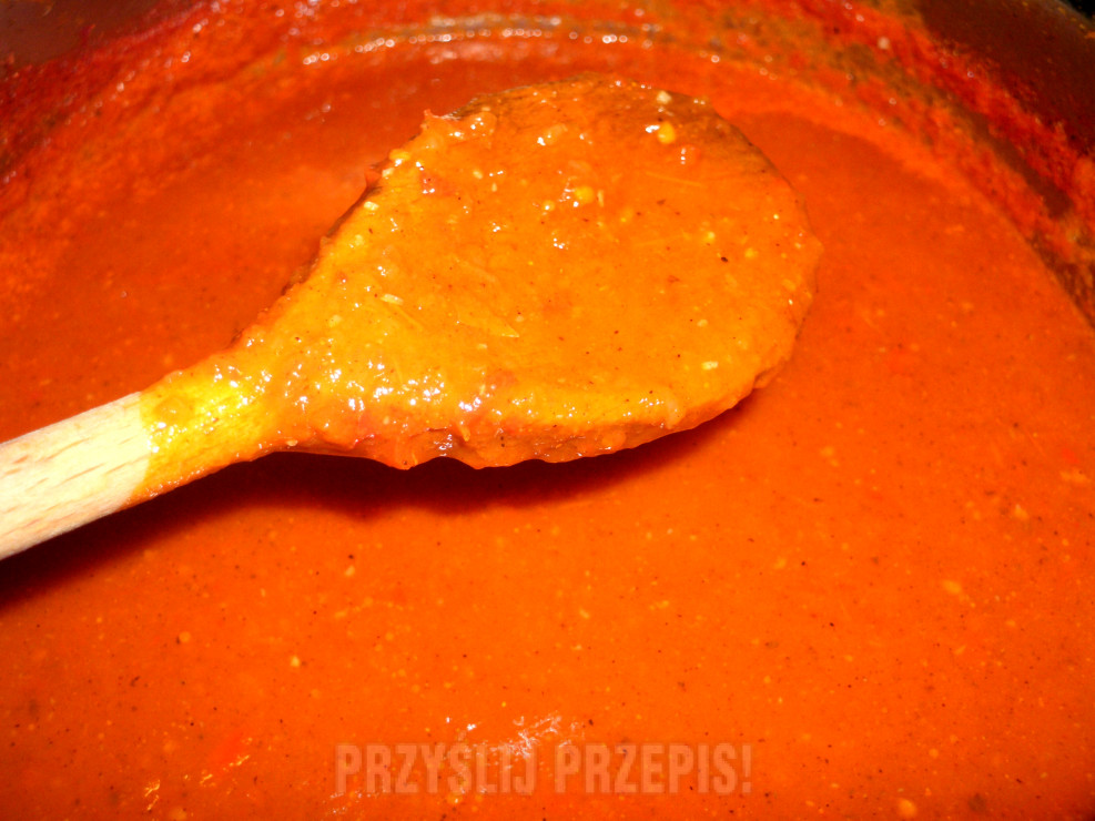 sos pomidorowo paprykowy