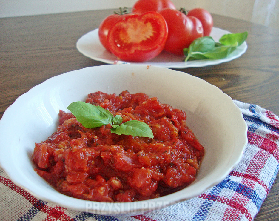 Domowy sos pomidorowy 