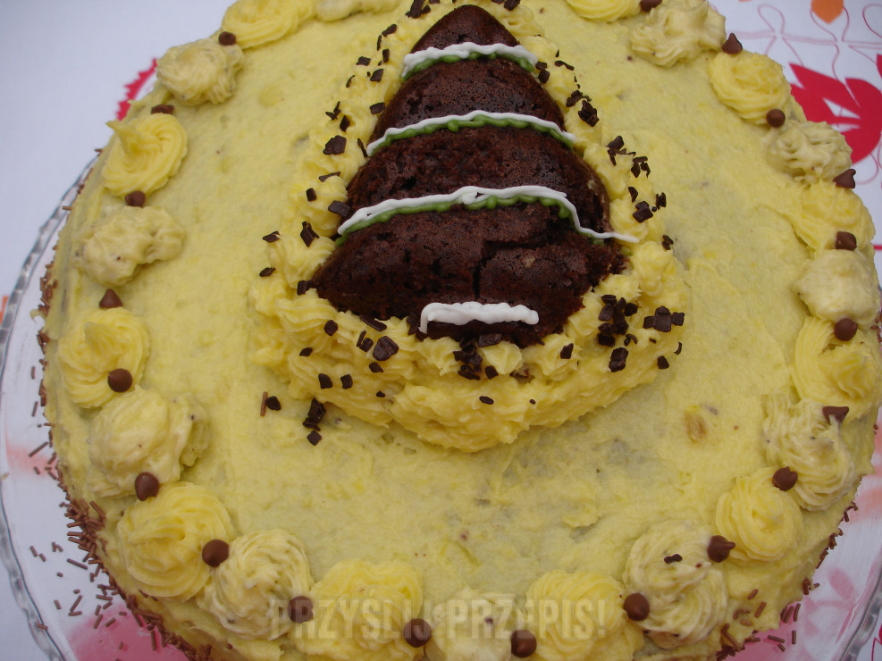 Tort czekoladowy z masą z kiwi i mango