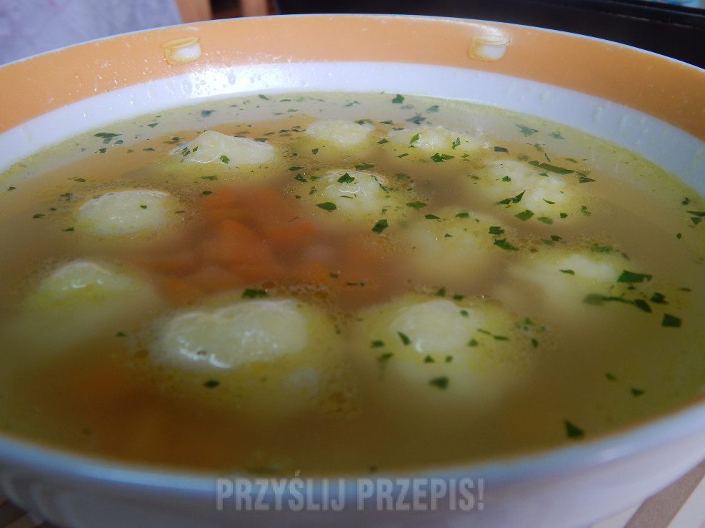 zupa marchwiowo-selerowa z kluseczkami wg Neblina36
