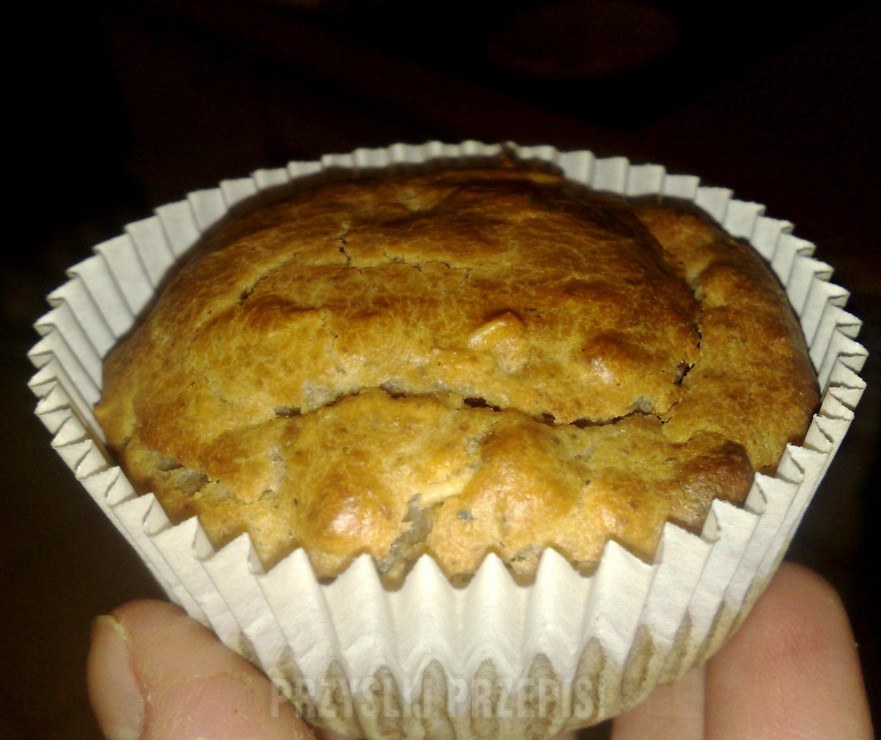 upieczona , gotowa muffina