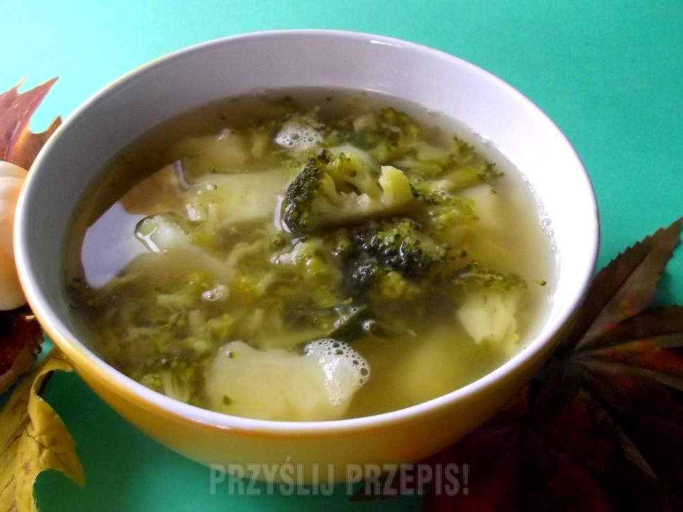 Zupa brokulowo- ziemniaczana