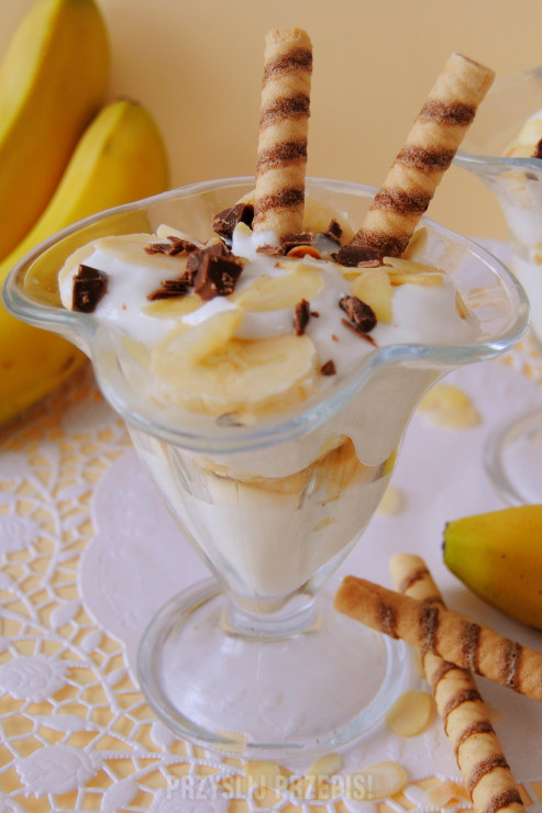 Jogurtowo- bananowy deser