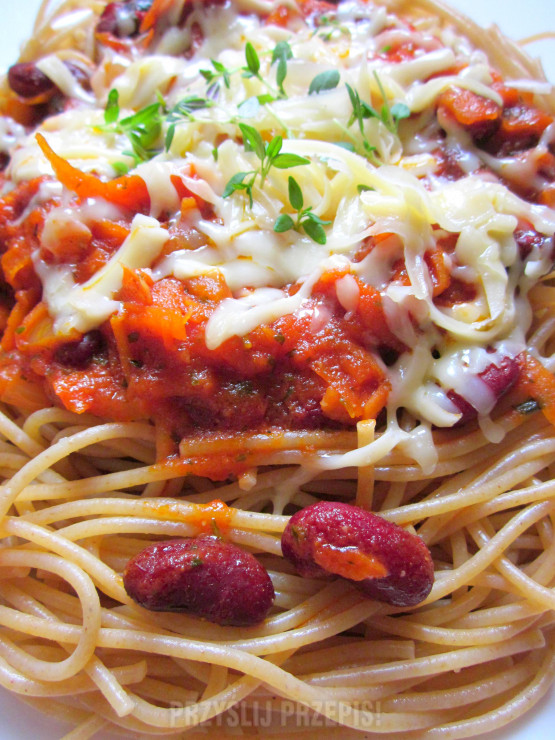 Spaghetti z czerwoną fasola.