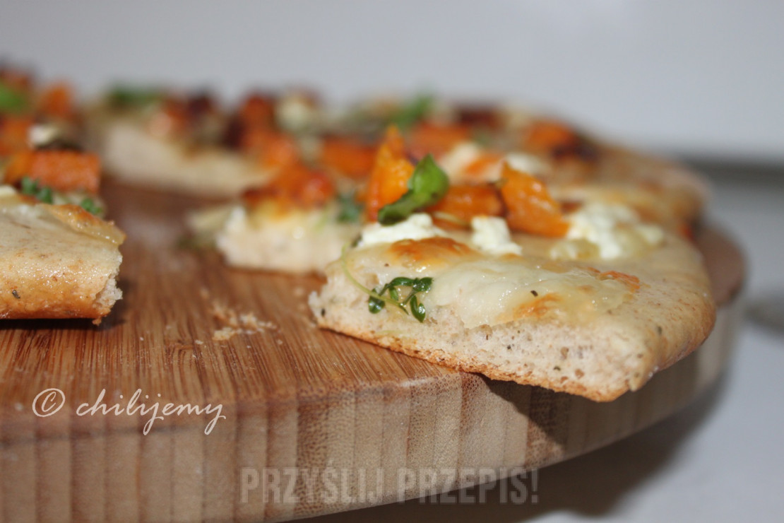 	Pizza pszenno - orkiszowa z dynia piżmową 
