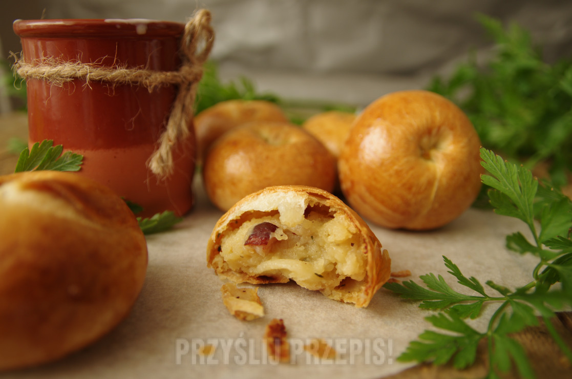 Białoruskie knysze z ziemniakami 