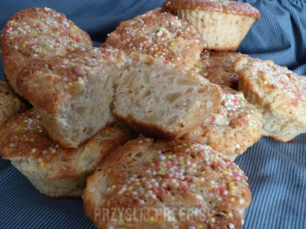 Muffinki cynamonowe z jabłkami - mini szarlotki