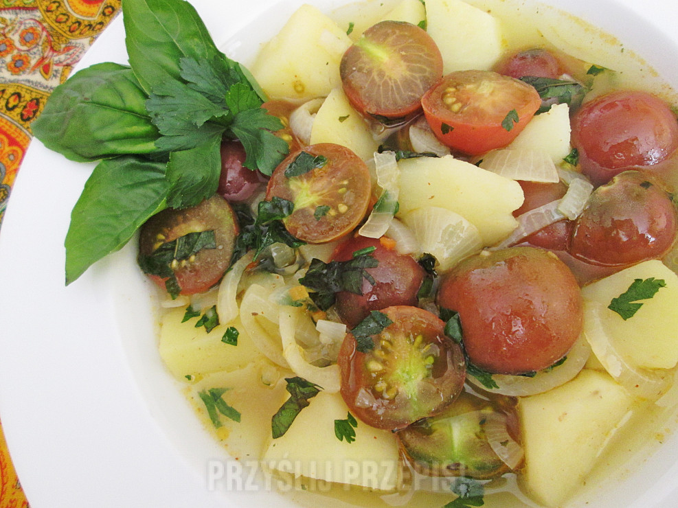 Kartoflanka z pomidorami