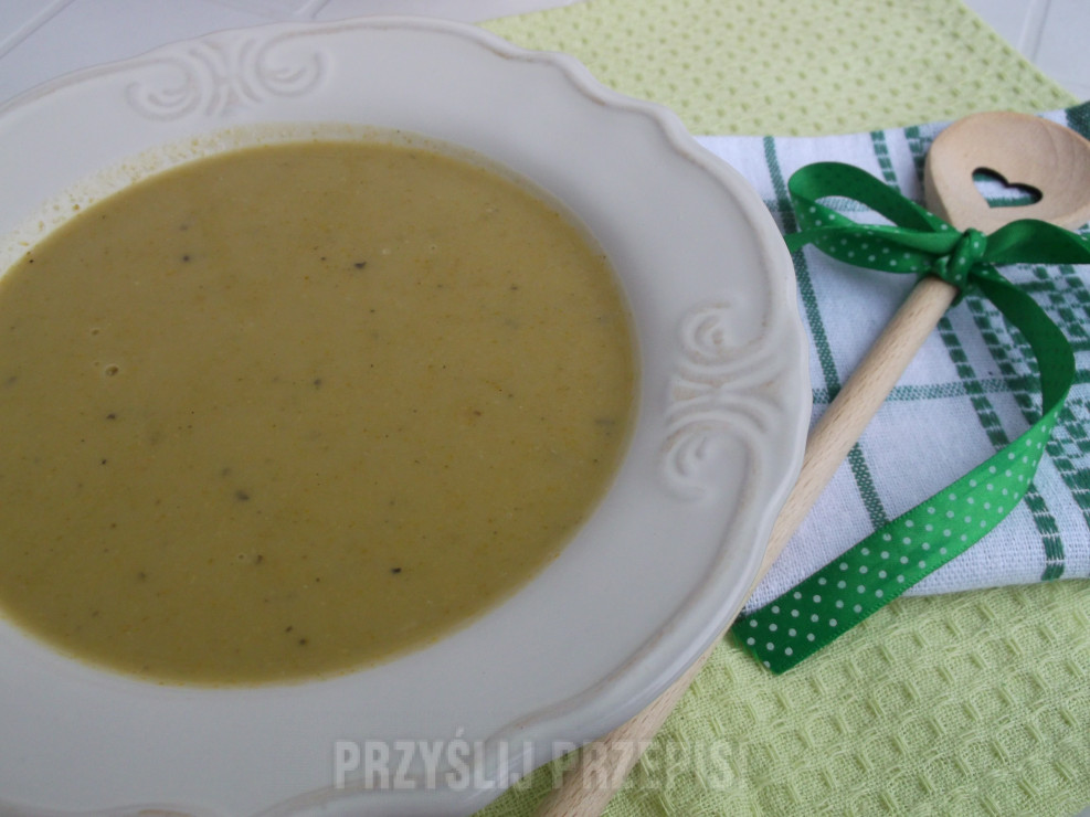 Brokułowo - groszkowa zupa krem.