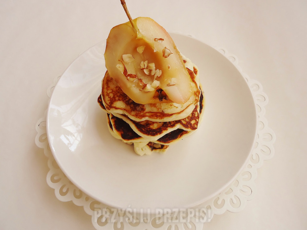 Placuszki orzechowe z ricotty z karmelizowanym jabłkiem