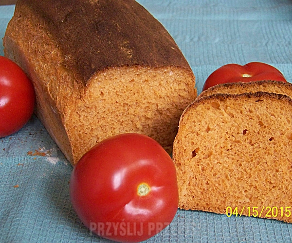 Chleb wiejski z sokiem warzywnym