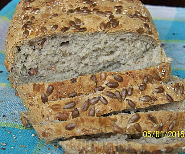 Chleb pszenny wieloziarnisty