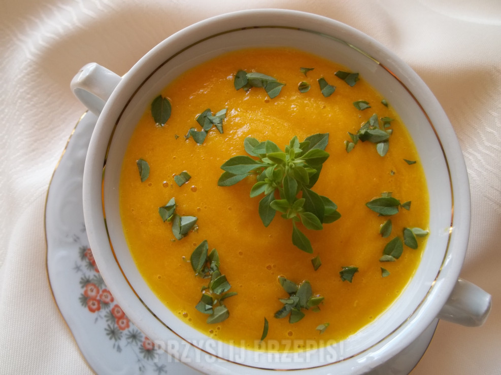 słoneczna zupa - krem z żółtych pomidorów 