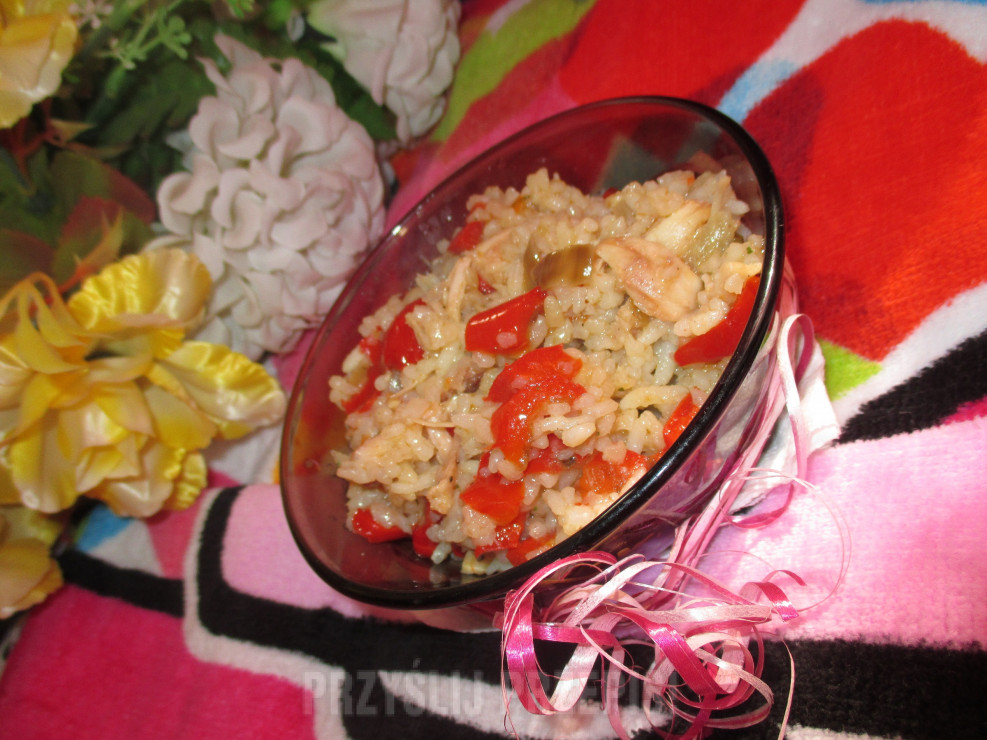 ryż z mięsem i warzywami