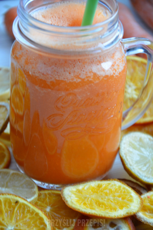 Sok marchewkowy z pomarańczą 