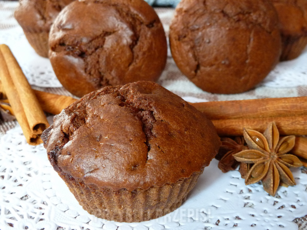 Muffinki czekoladowo-piernikowe z nutą chili