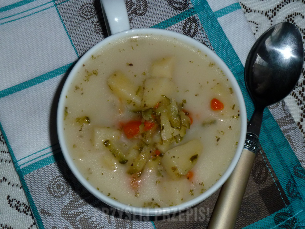 Zupa ogórkowa