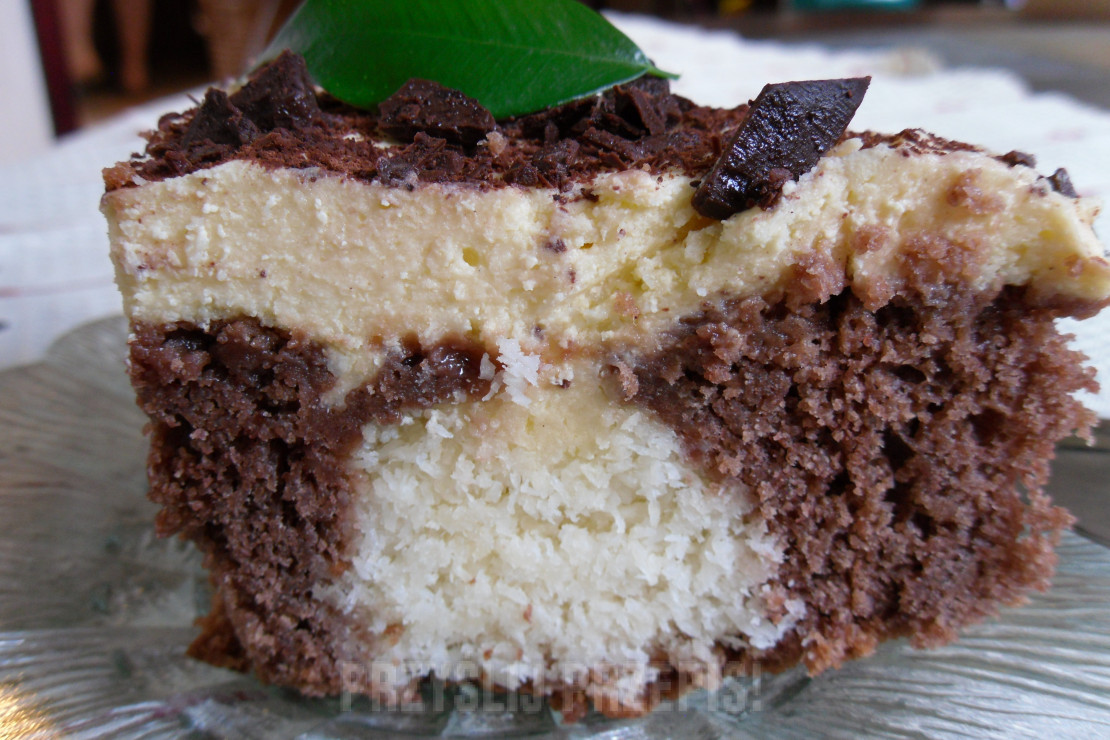 Ciasto z kokosowymi kulkami i kremem serowym