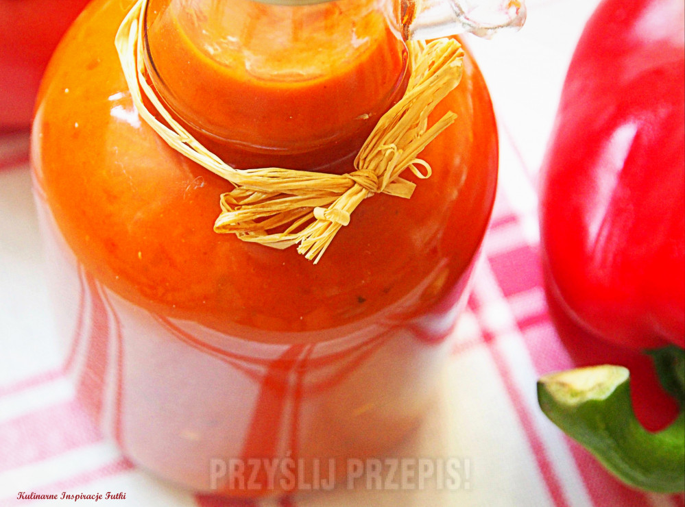 Pikantny sos paprykowo - pomidorowy