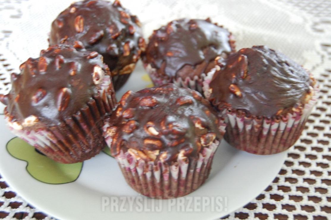 Muffiny czekoladowe z kulkami zbożowymi