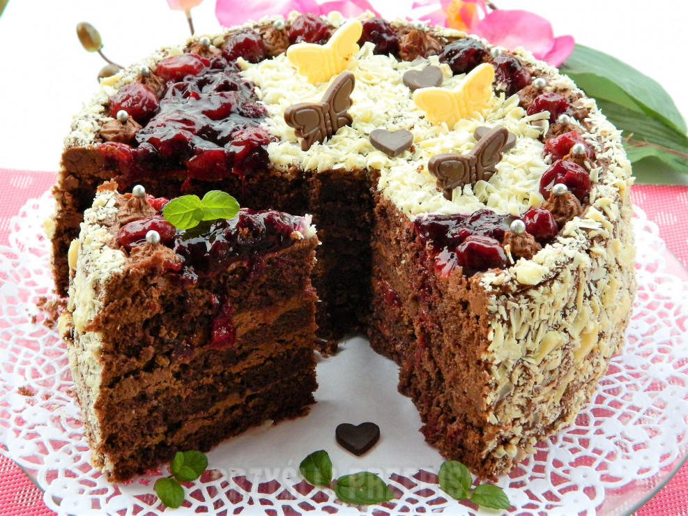 tort czekoladowo-wiśniowy