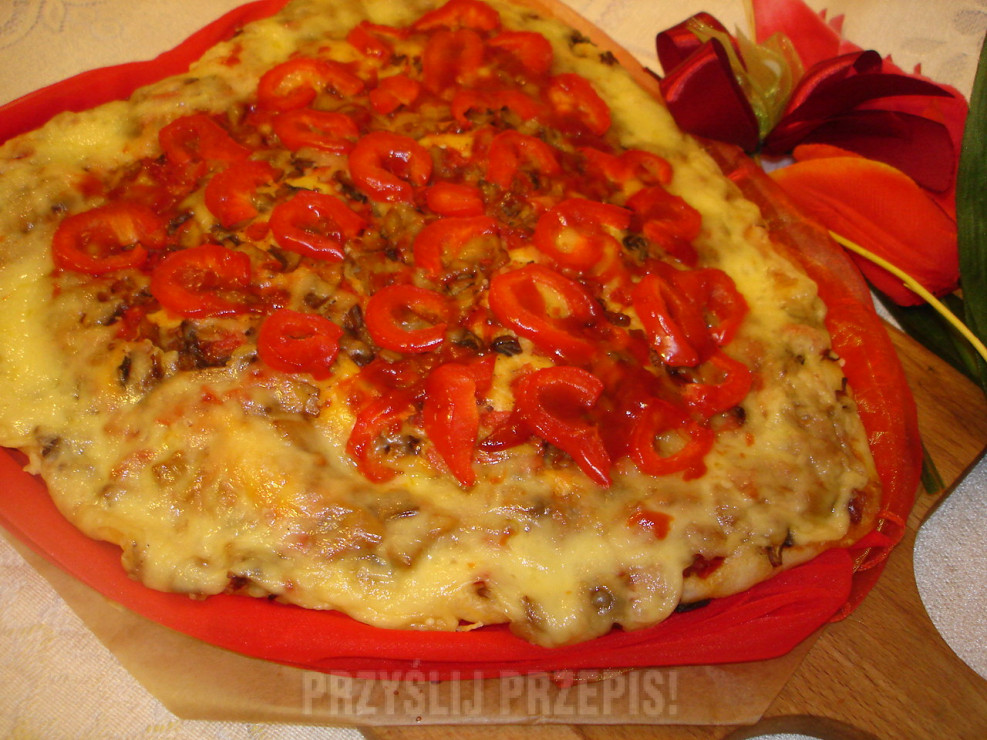 Pizza z podwójnym serem