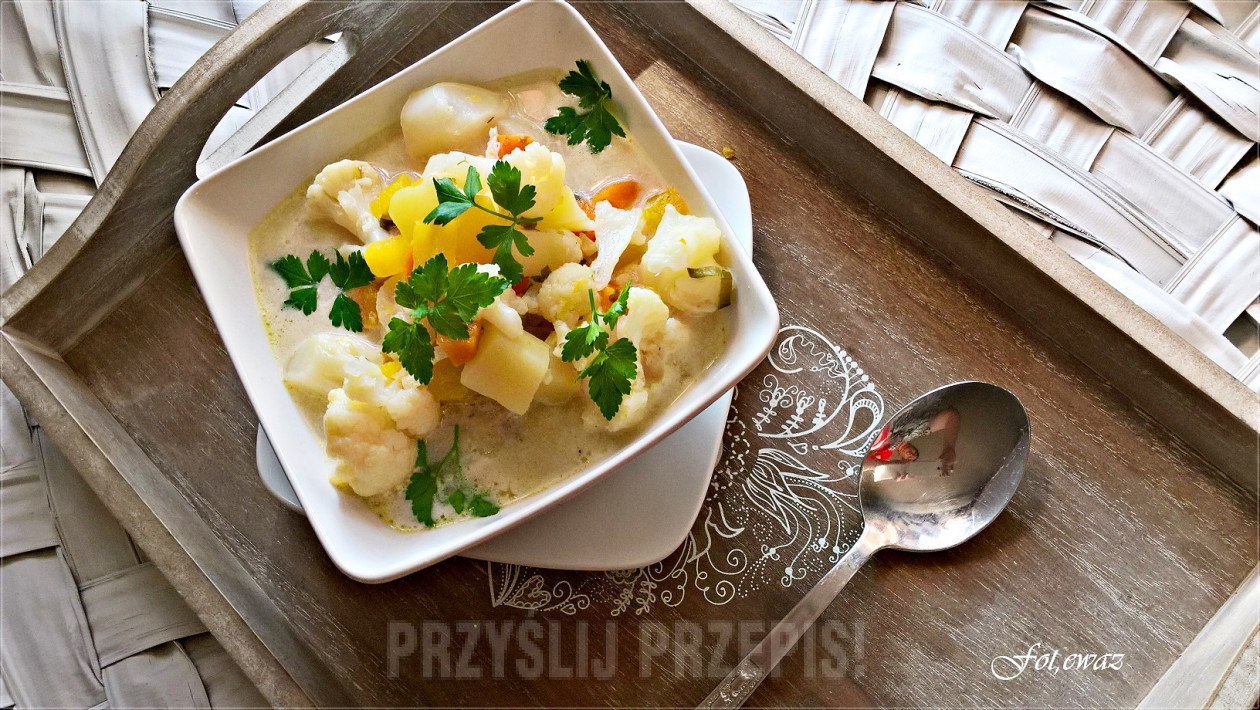 Zupa kalafiorowo - dyniowa