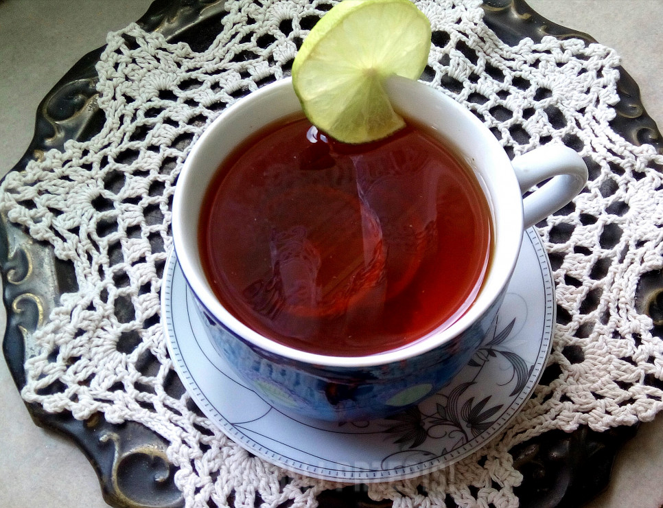Rozgrzewająca herbata z limonką i anyżem