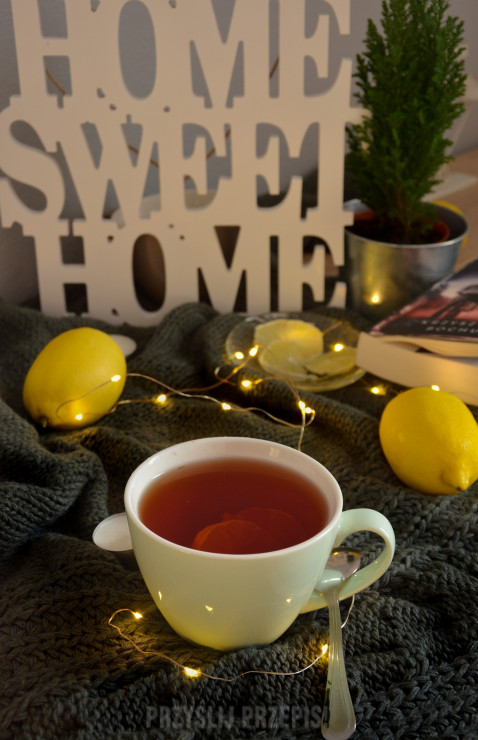 Rozgrzewająca herbata, idealna zimą