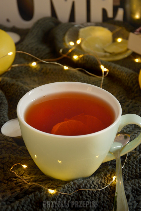 Rozgrzewająca herbata, idealna zimą