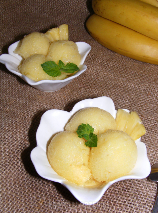 Sorbet (lody) ananasowo bananowe