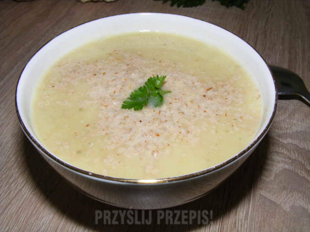 Kremowa zupa kalafiorowo-ziemniaczana z topinamburem