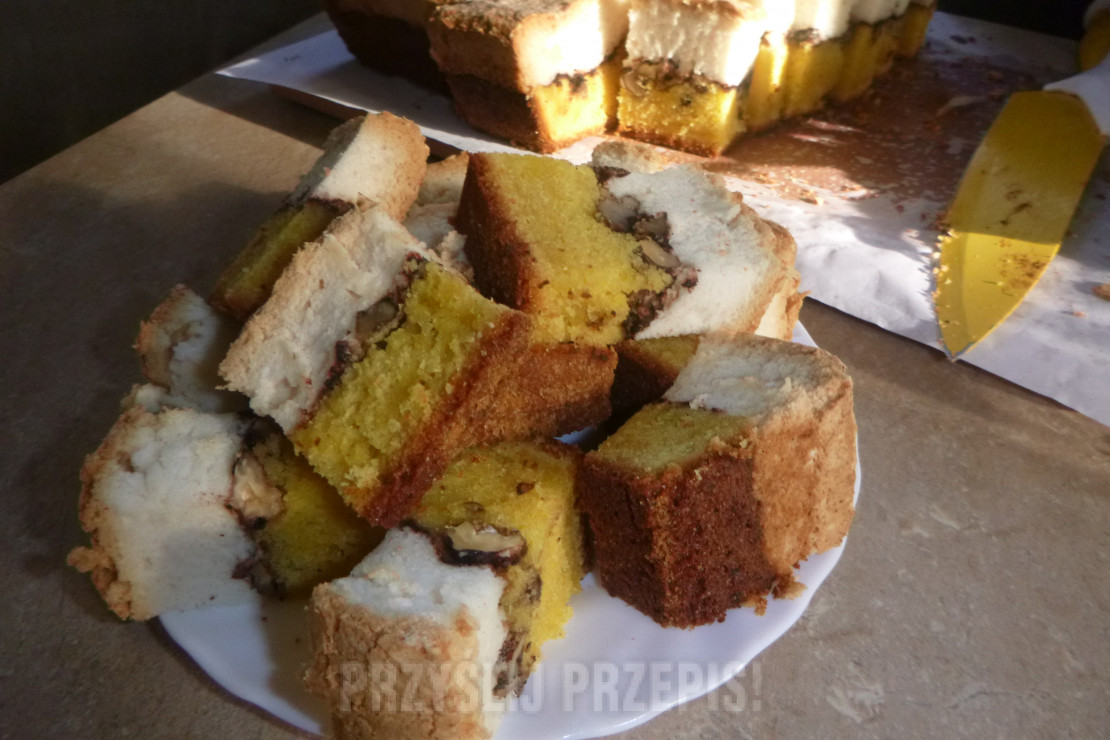 Ciasto biało-żółta mozaika z bakaliami