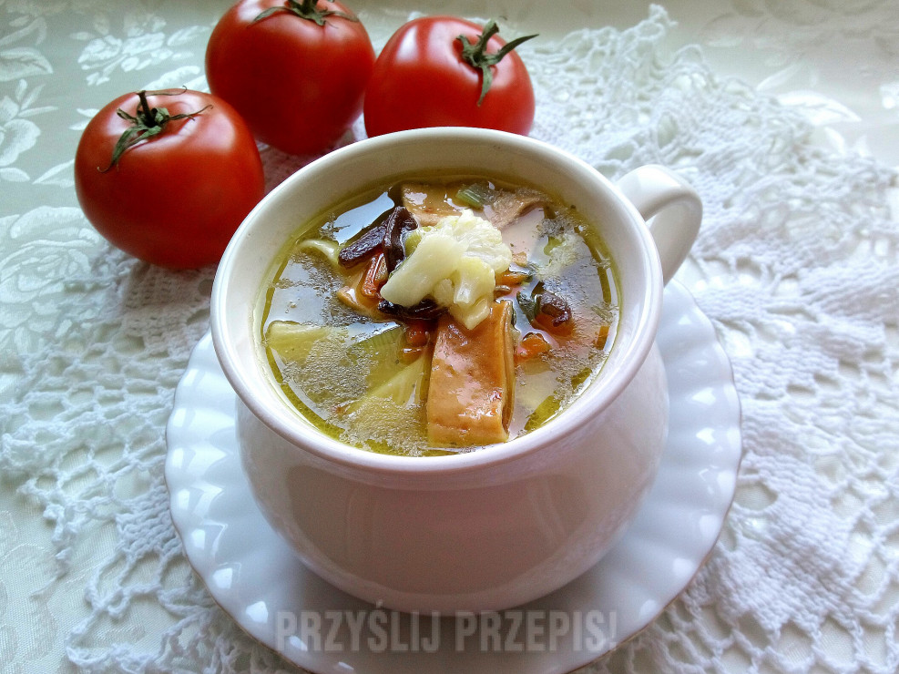 Zupa kalafiorowa z nutą orientu