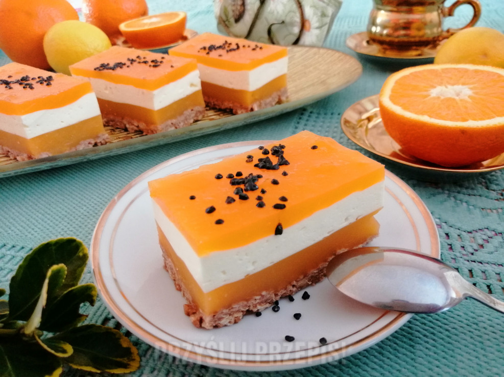 Ciasto z pomarańczowo - cytrynową nutą