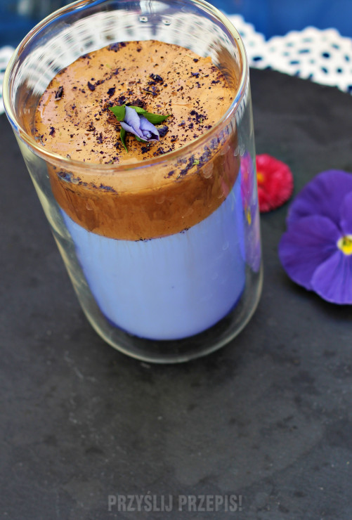 Dalgona coffee - wersja na Ince figowej i niebieskim mlekiem