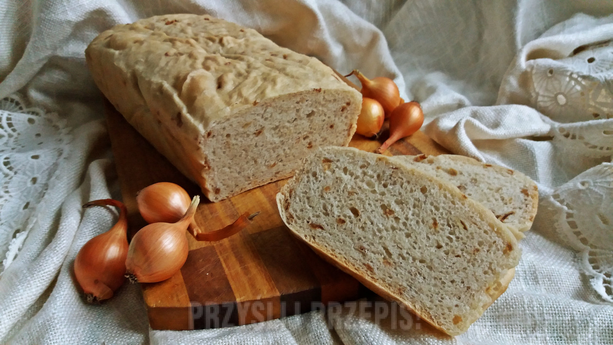 Chleb Cebulowy