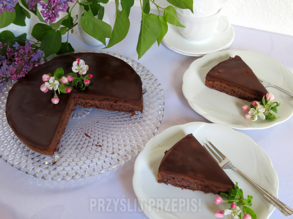 Tarta czekoladowa a'la Sacher