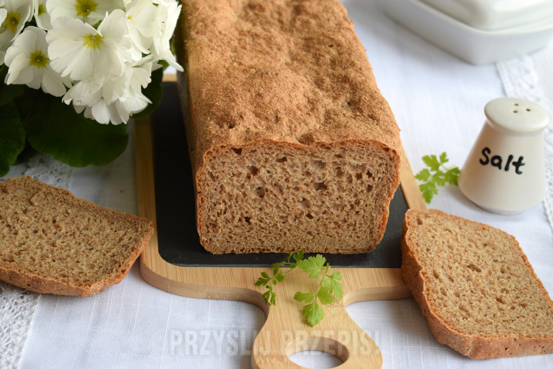 Chleb graham na świeżych drożdżach