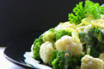 Kalafior i brokuły w śmietankowym sosie